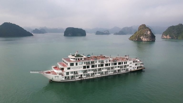 Du thuyền Ambassador 3 ngày 2 đêm