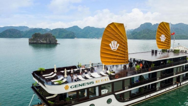 Du thuyền Genesis Regal 2 ngày 1 đêm