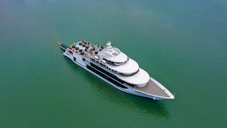 Du thuyền Hạ Long Sea Octopus tour trọn gói 1 ngày