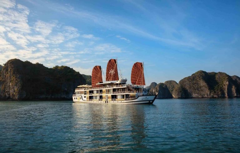 Du thuyền Orchid Classic 2 ngày 1 đêm