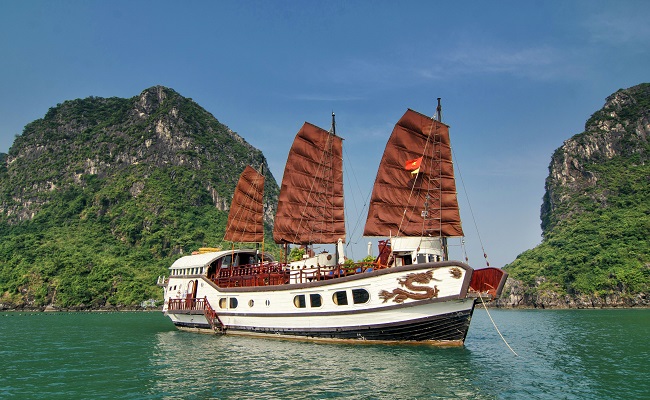 Du thuyền Red Dragon 2 ngày 1 đêm