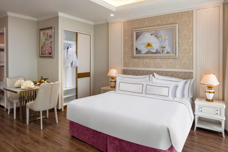 Voucher Vinpearl Nha Trang Condotel Empire 5 sao