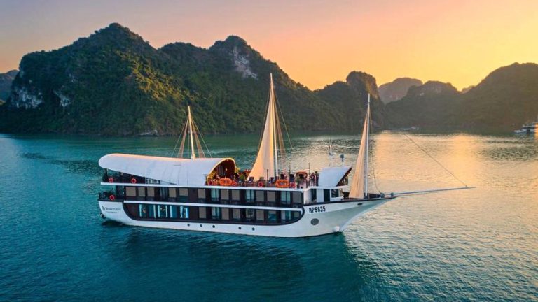 Tour Du thuyền Hạ Long Sena Cruise 2 ngày 1 đêm